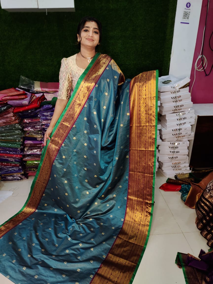 Vitange gadwal silk Saree