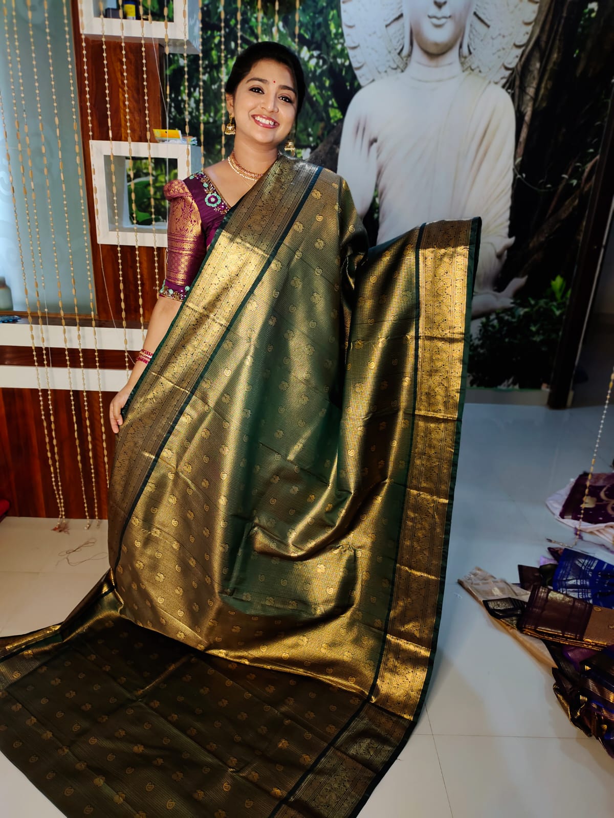 Valli gadwal 1day sale