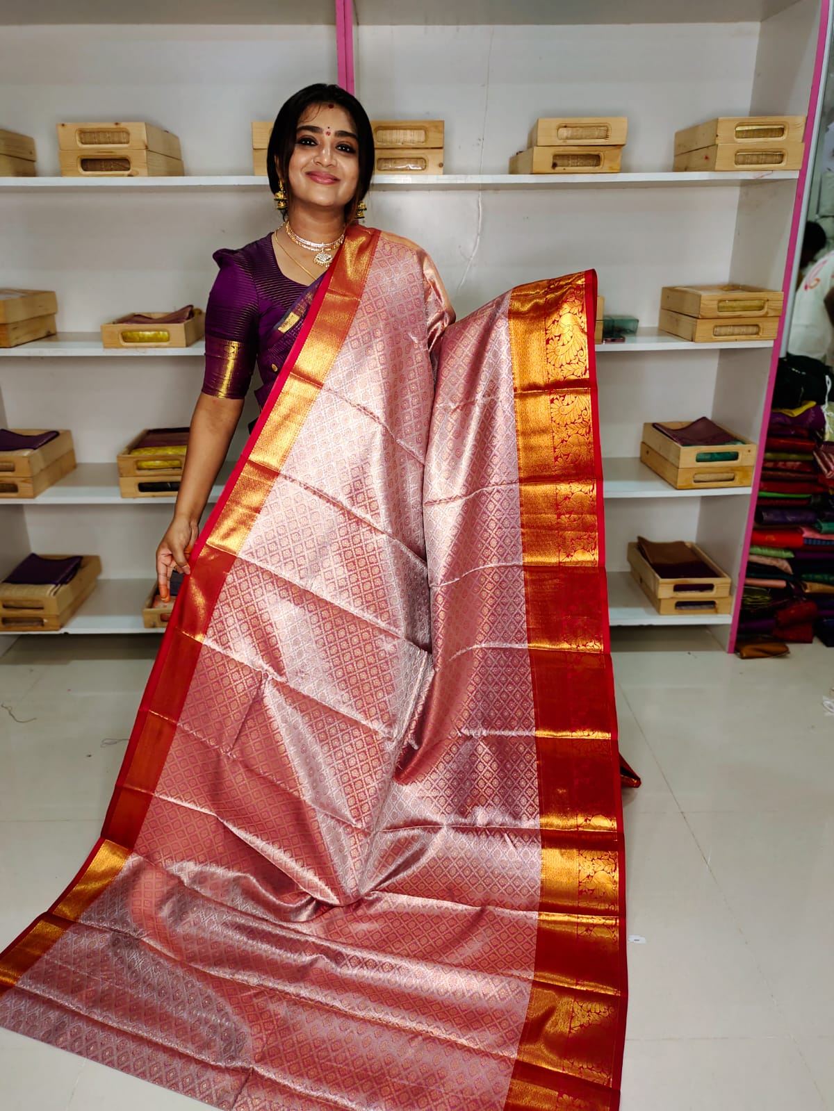 2వ వార్షికోత్సవ అమ్మకం
