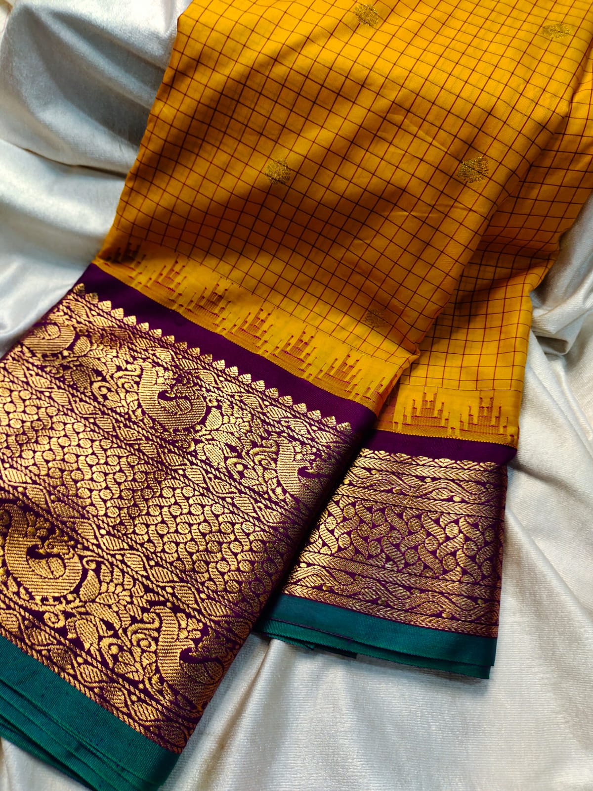 60% offer gadwal saree