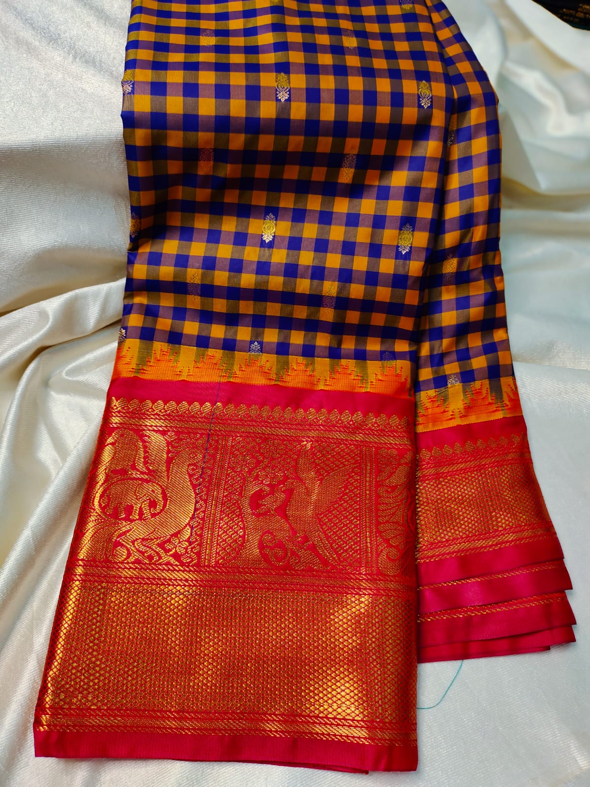 Vintage gadwal silk