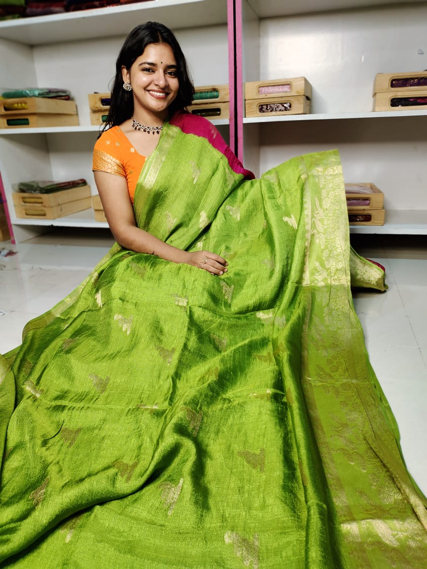 దీపావళికి చీరలు ఆఫర్ చేయండి