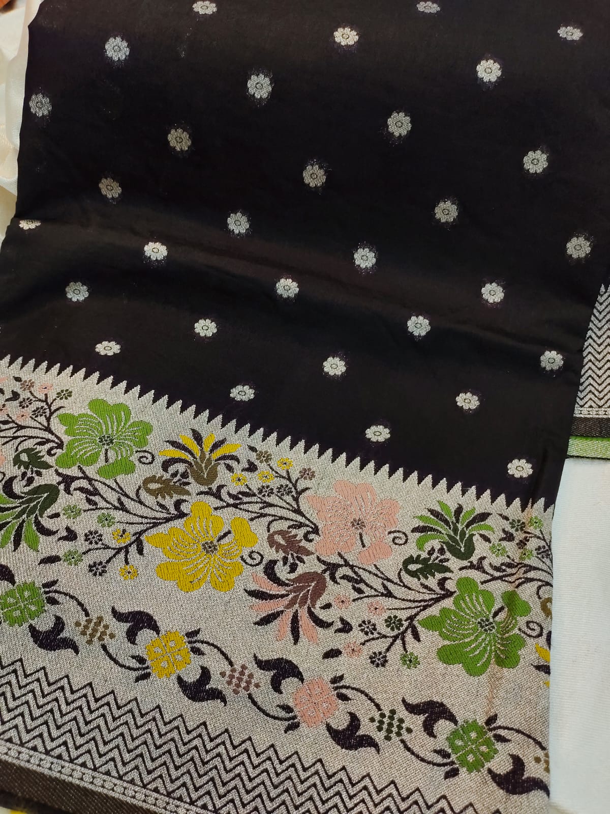 Premium Fancy sarees 60% off