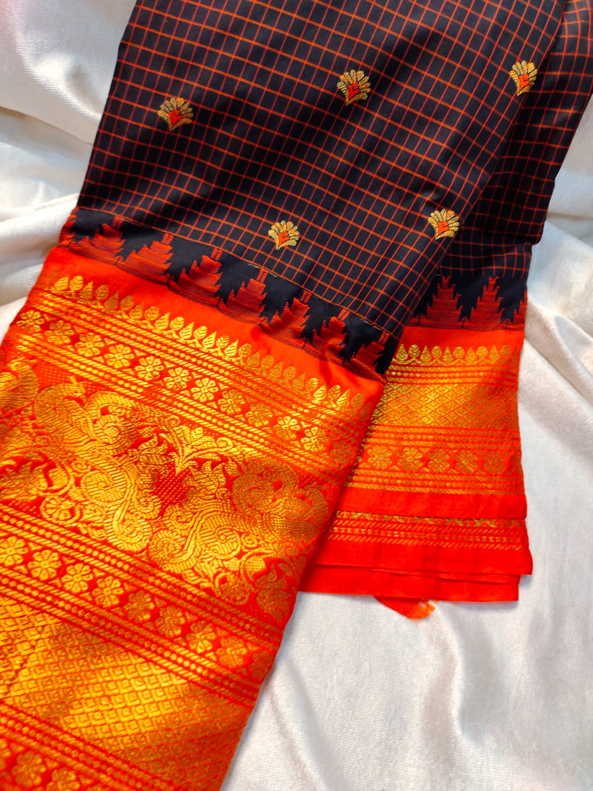 60% offer gadwal sarees