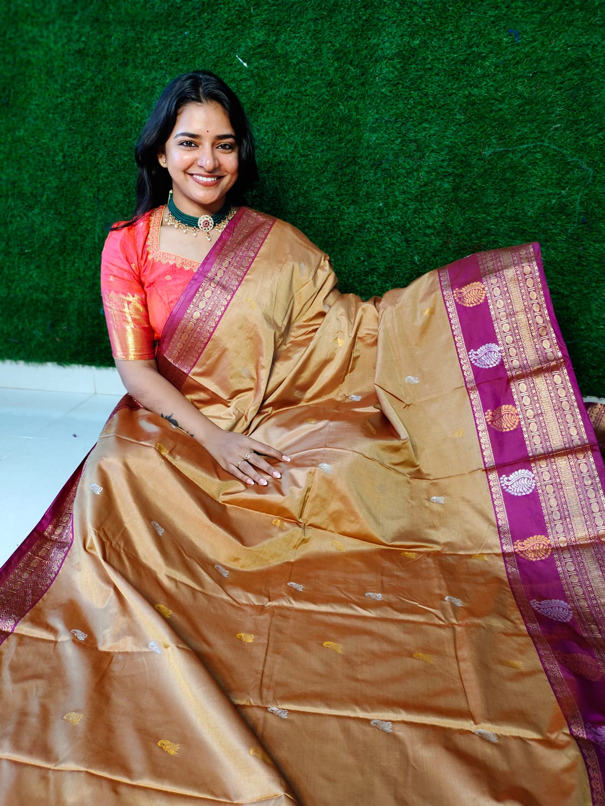 50% గద్వాల్ సిల్క్ చీర ఆఫర్