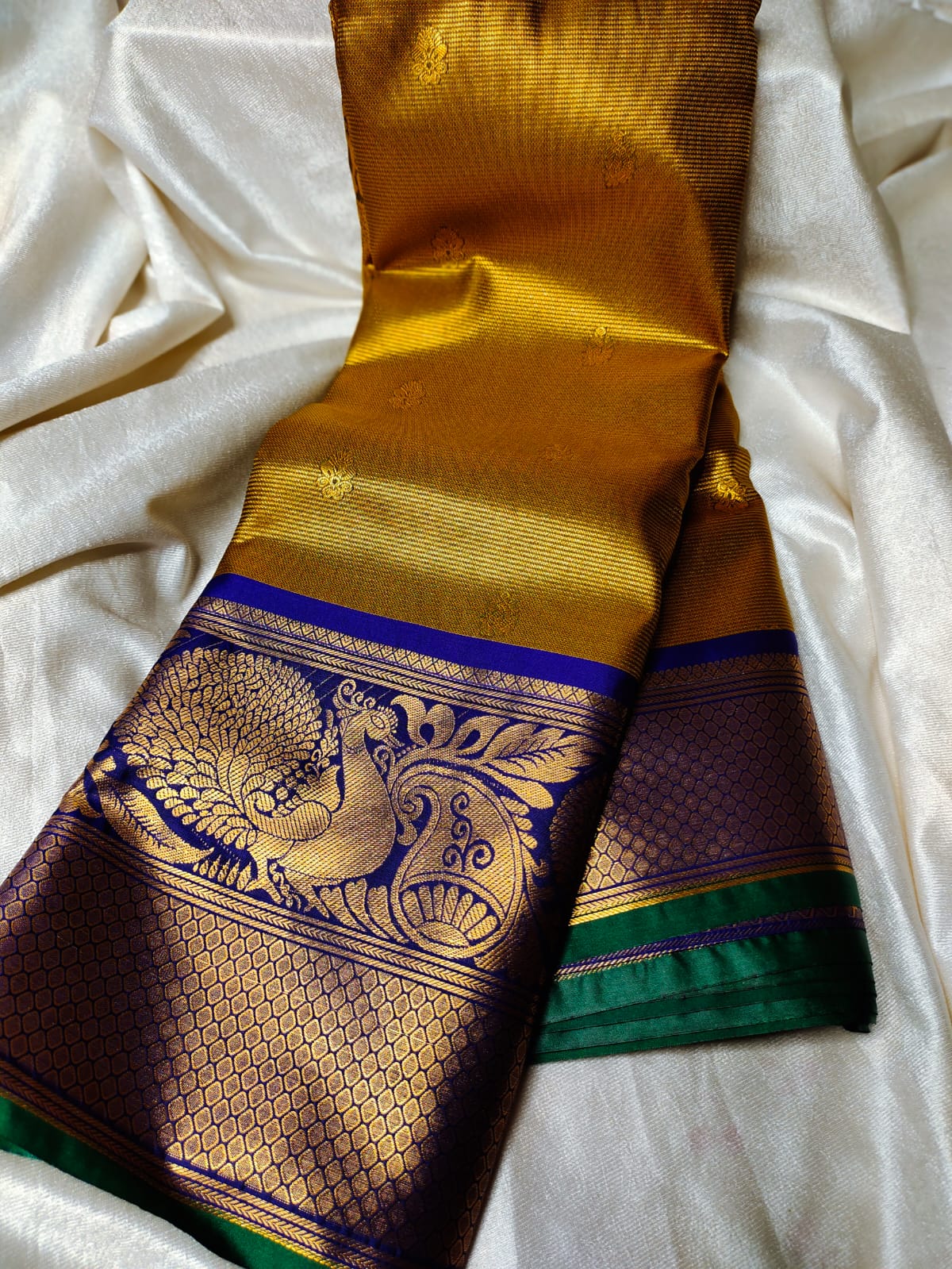 Vitange gadwal silk saree