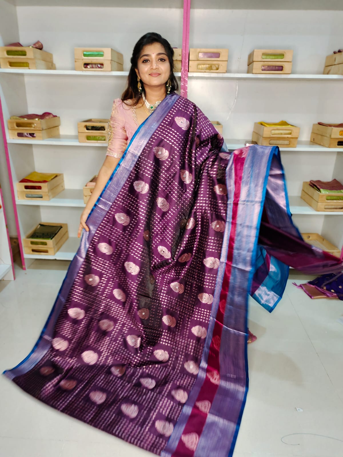 శ్రావణమాసం క్లియరెన్స్ సేల్ ఫ్యాన్సీ చీరలు