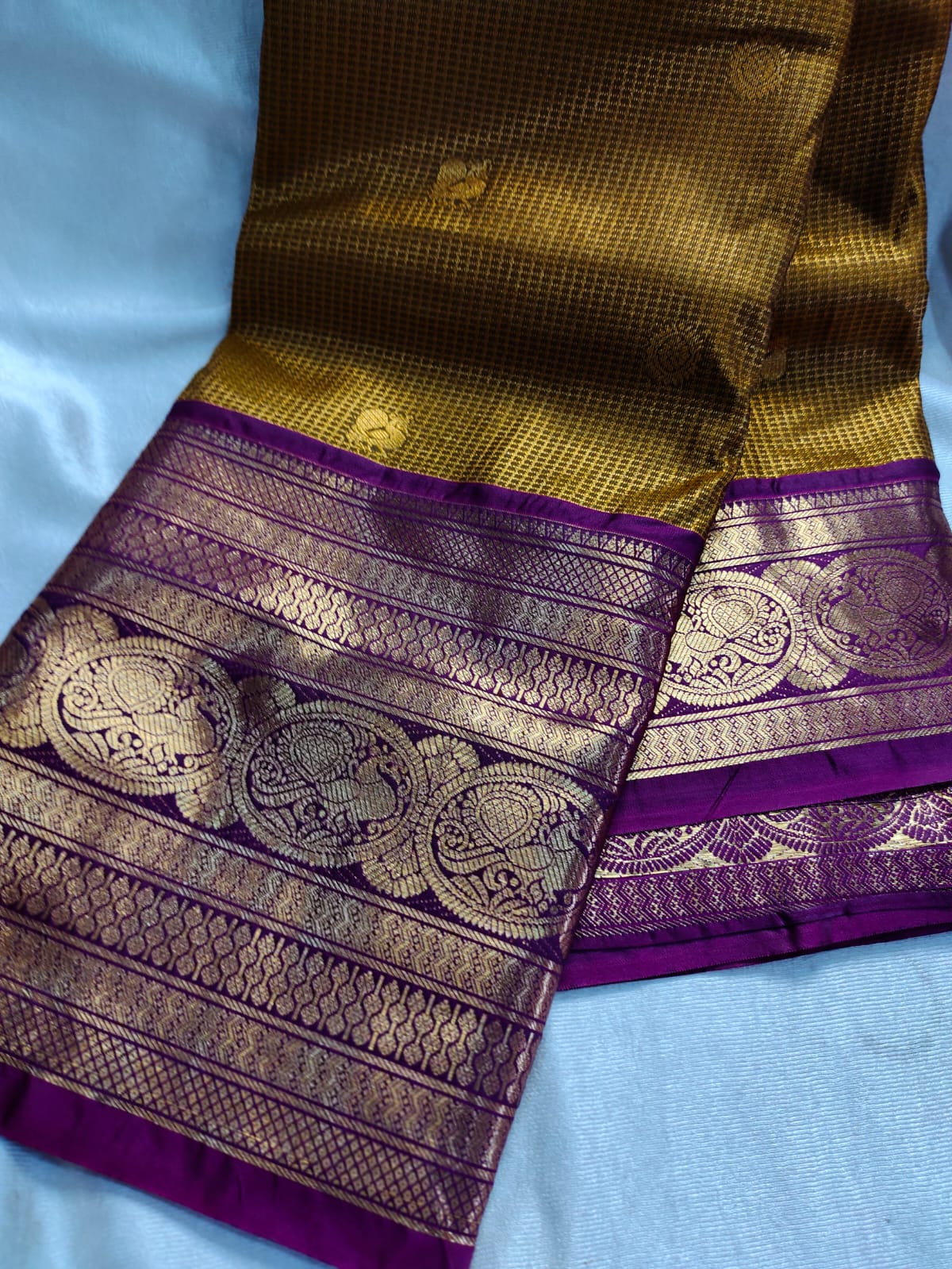 Vintage valli gadwal