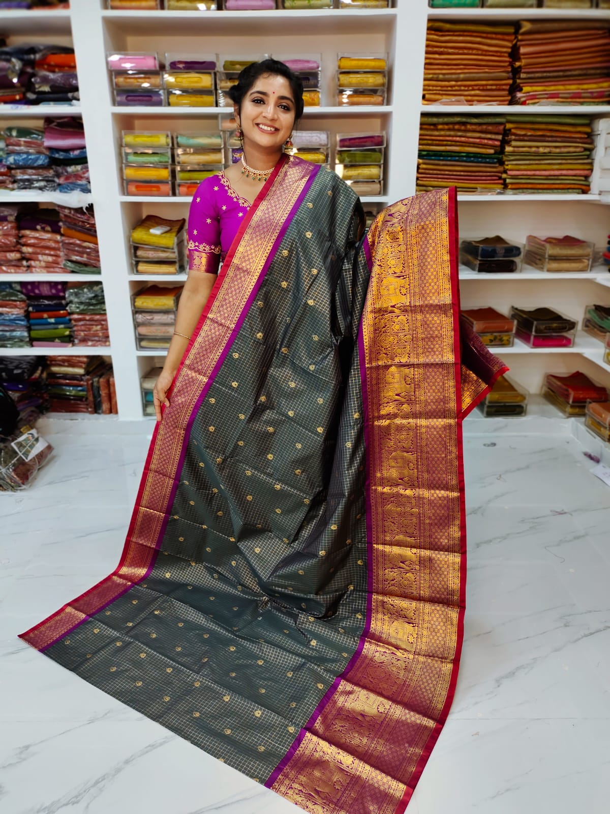 50% offer Valli gadwal