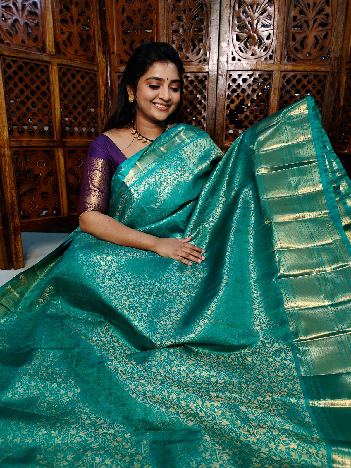 90% offer kanchi pattu collection