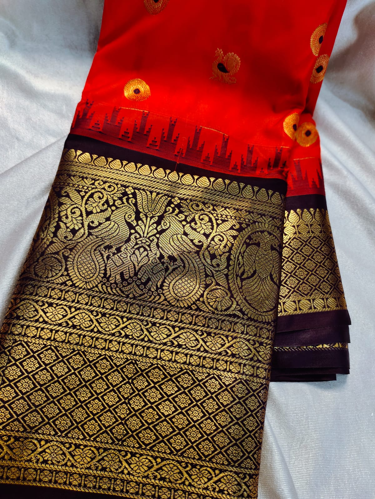 Vintage valli gadwal