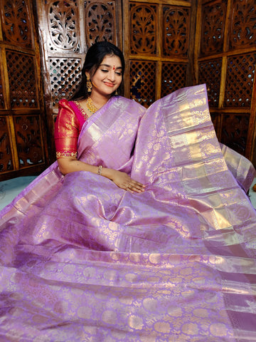 90% కంచి పట్టు చీరలను అందిస్తున్నాయి