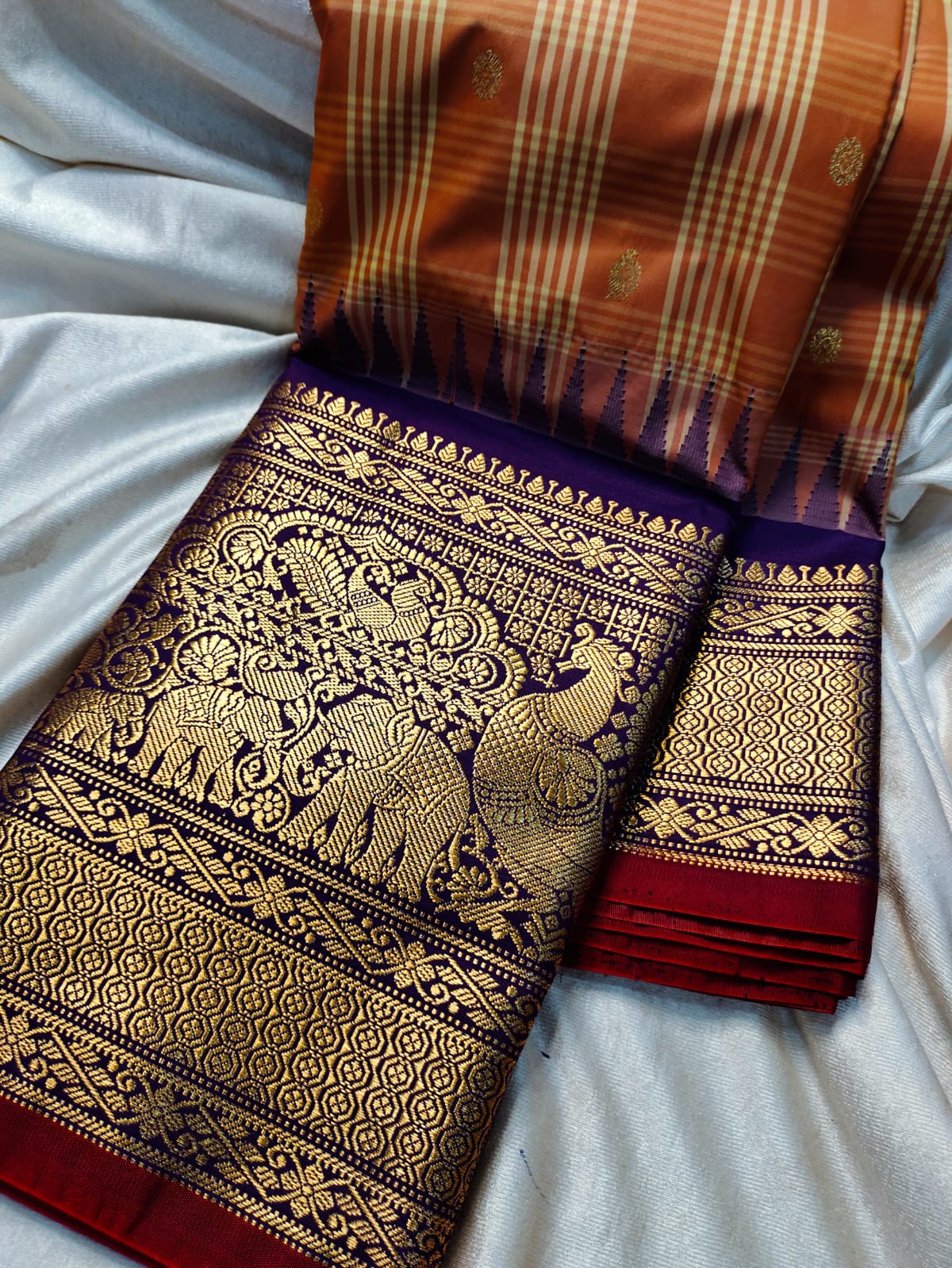 60% offer gadwal saree