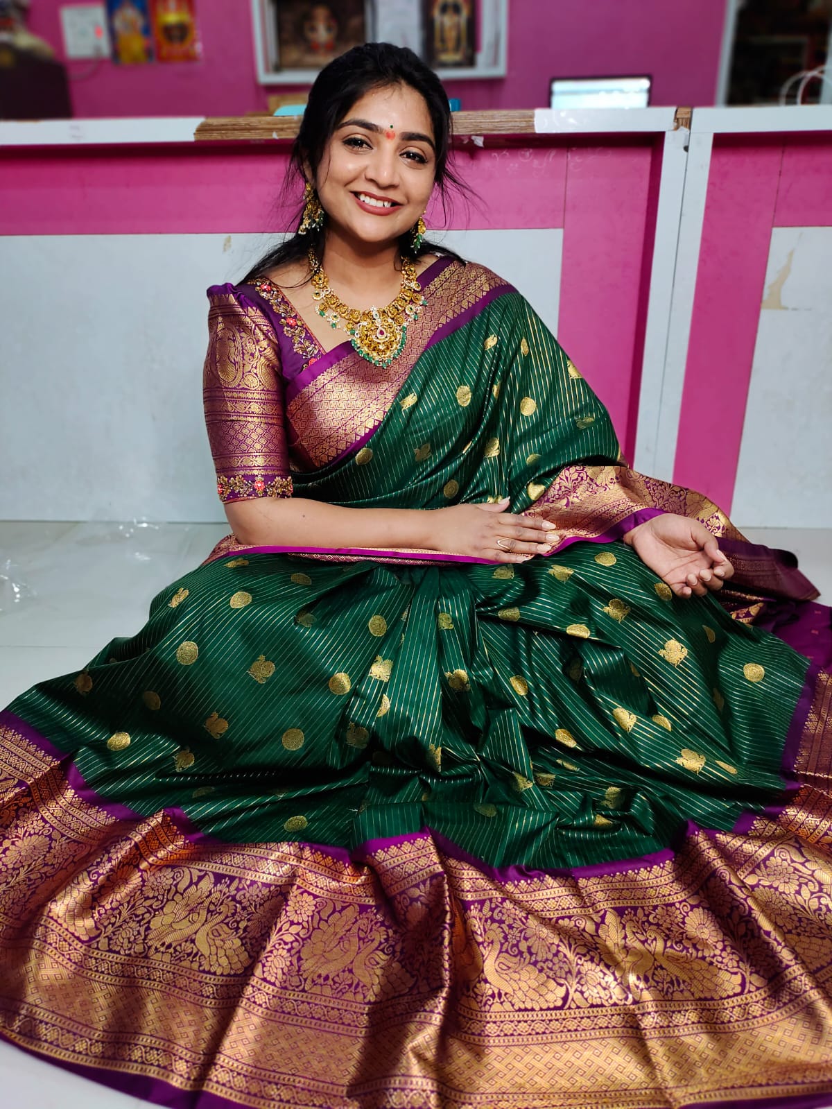 ఆకుపచ్చ