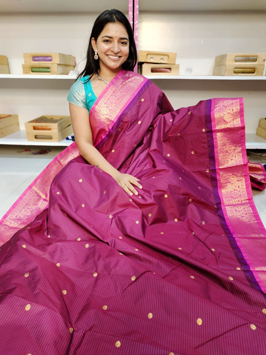 Gadwal offer sarees