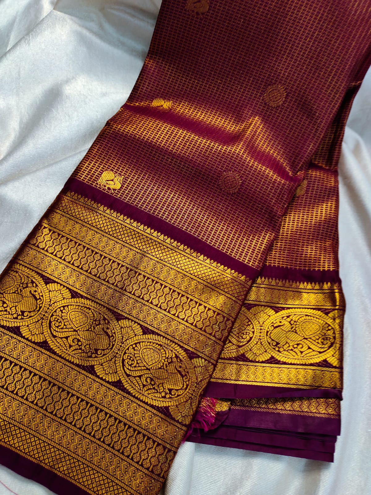 Vintage valli gadwal