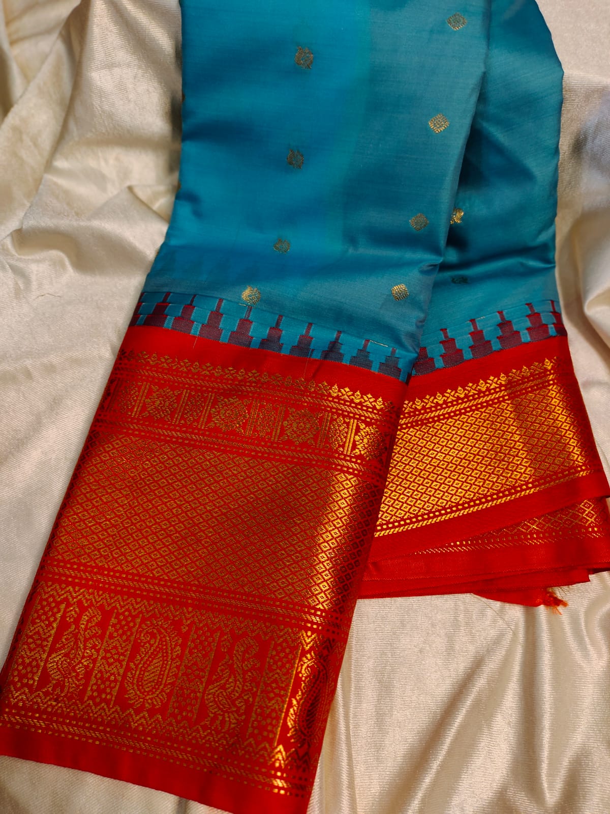 Primeme gadwal silk saree
