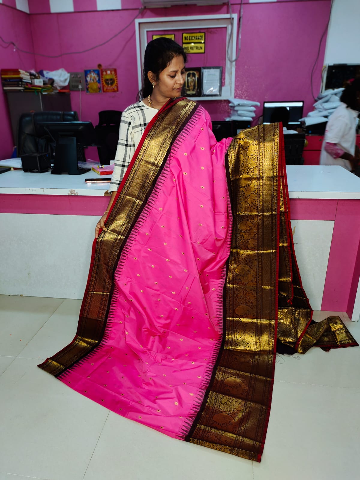 60% offer gadwal sale