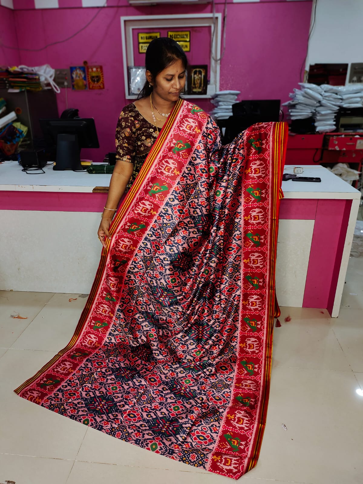 Patola