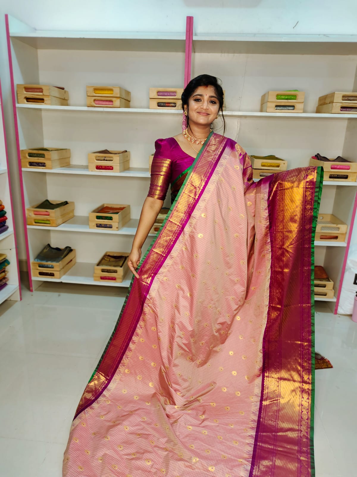 50% offer gadwal silk