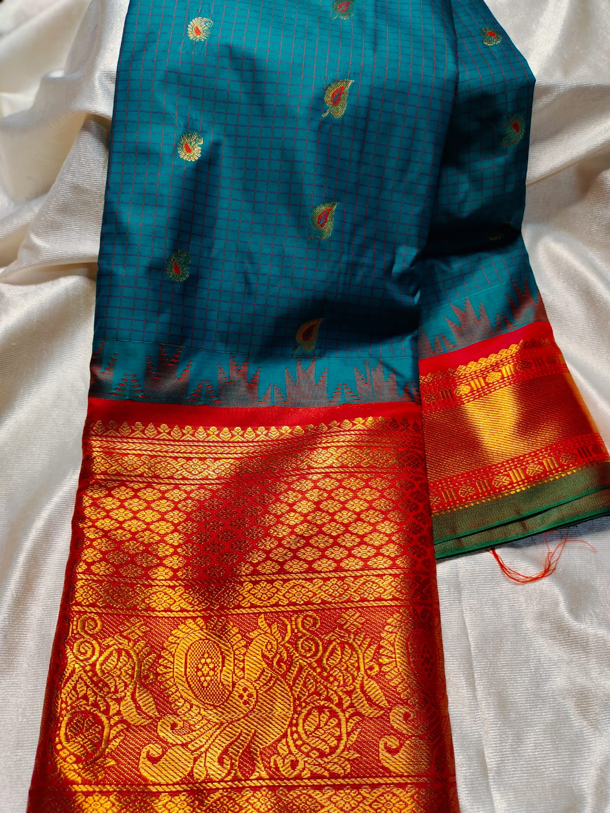 Vitange gadwal silk saree