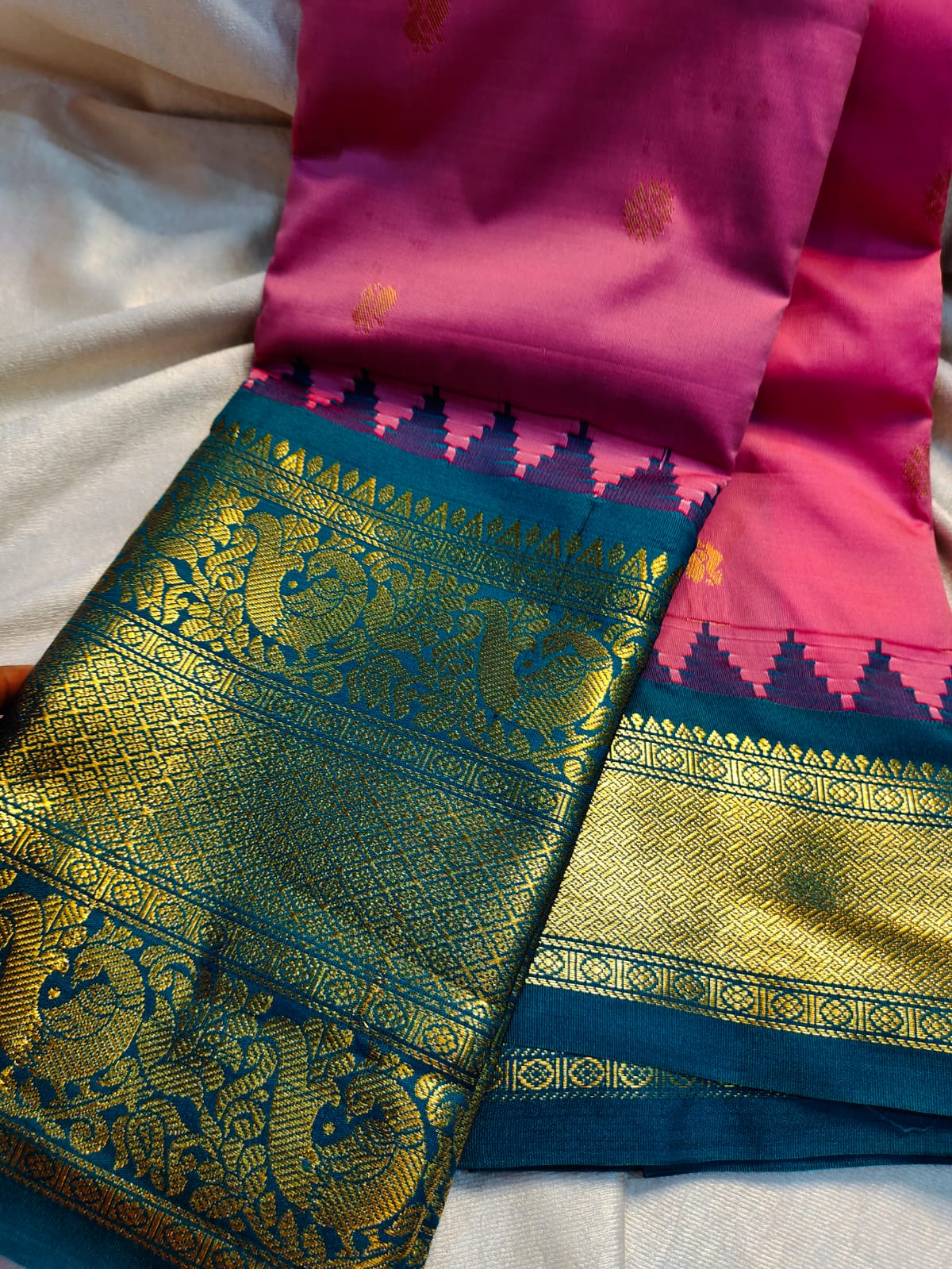Sravanam gadwal sale