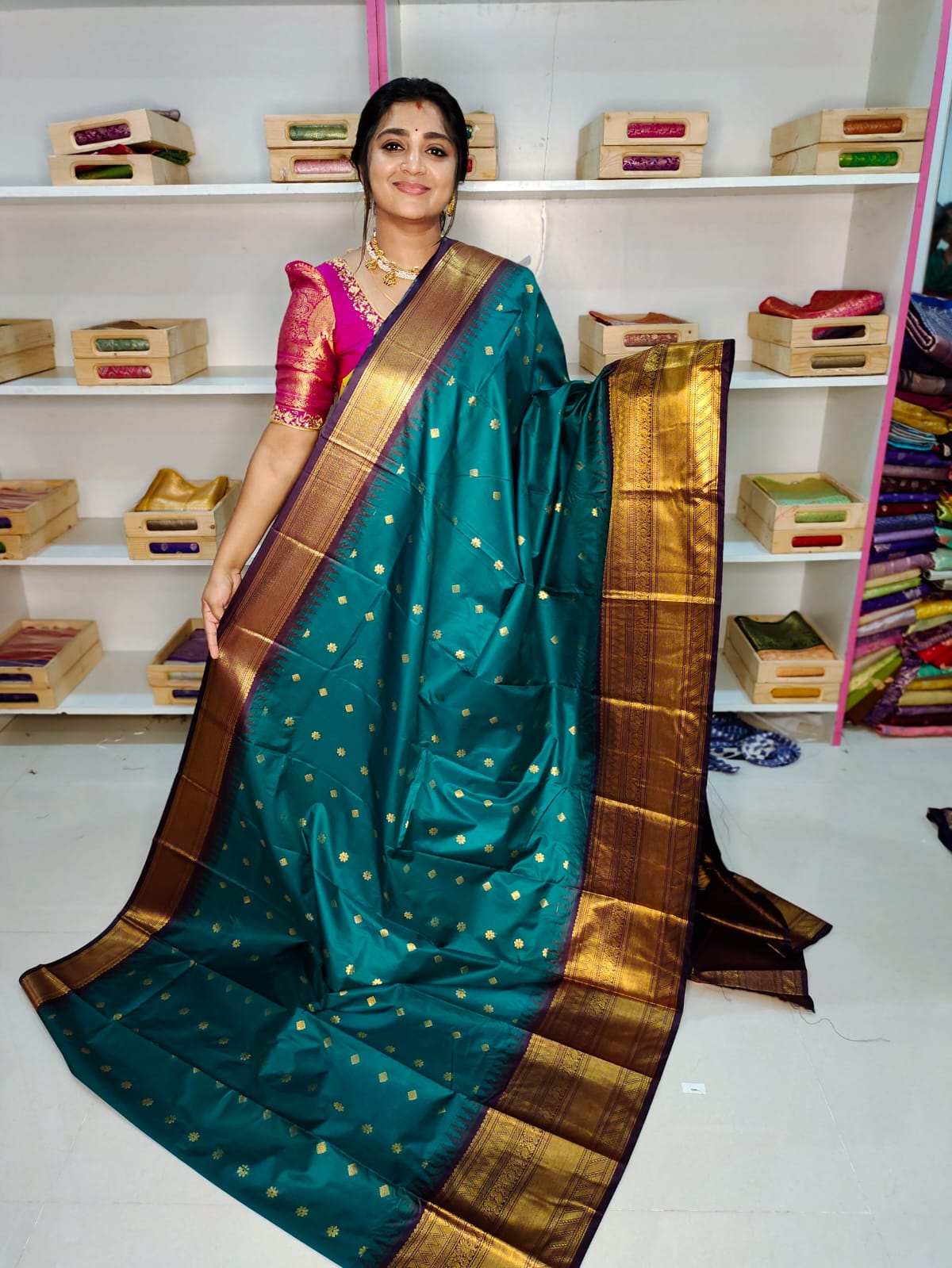 Ashadam sale gadwal silk saree