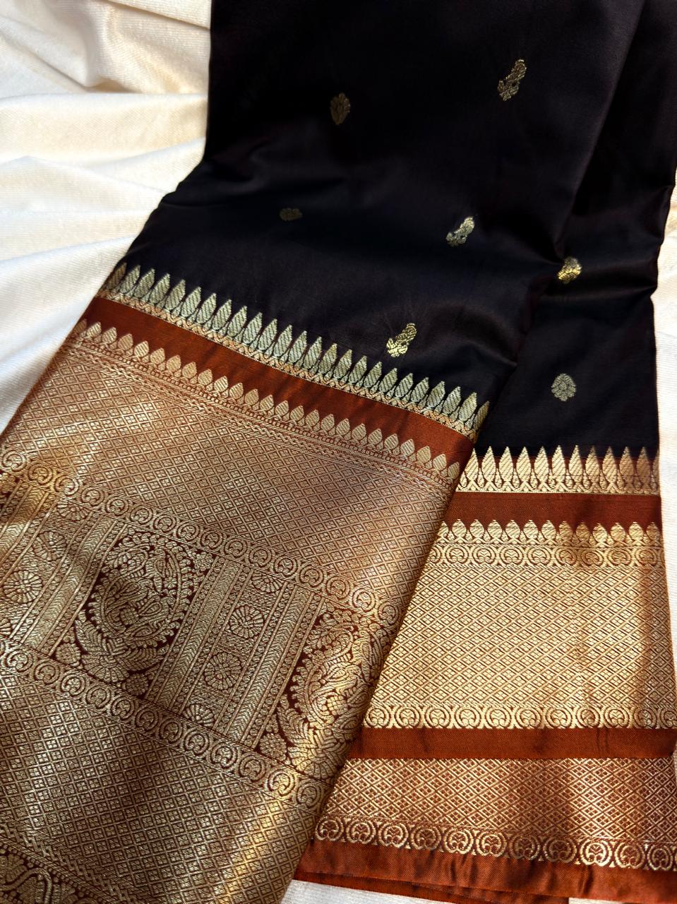 Gadwal sale 1599