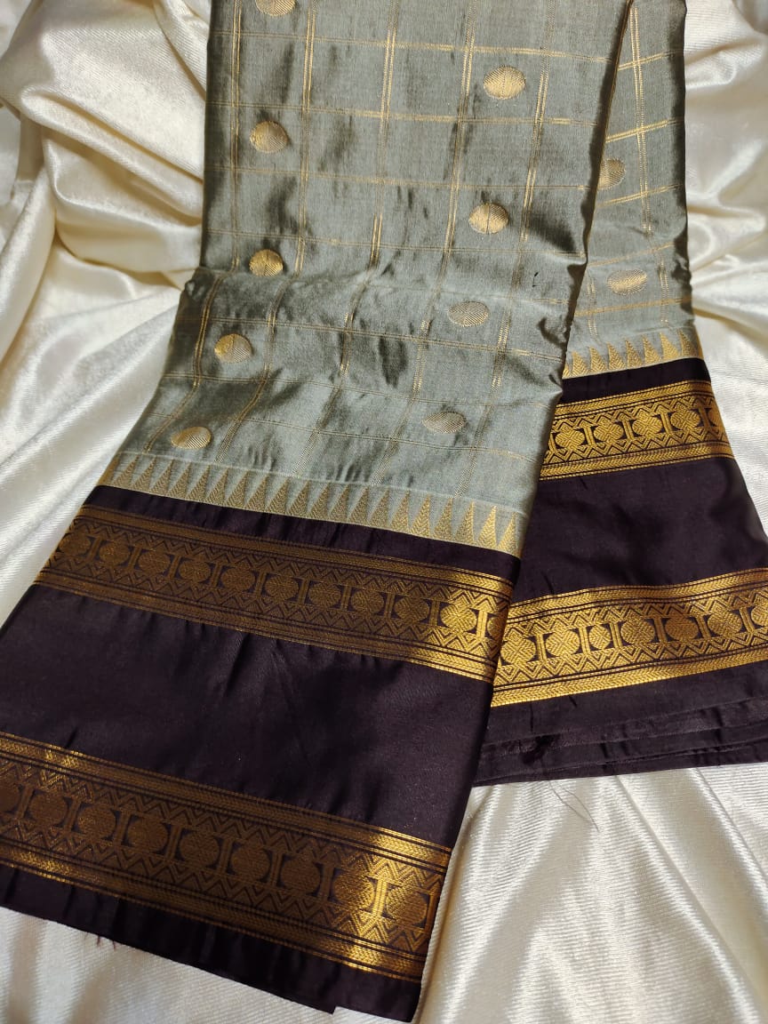 Vitange gadwal silk