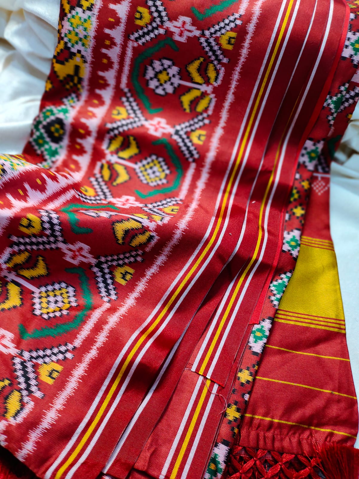Patola