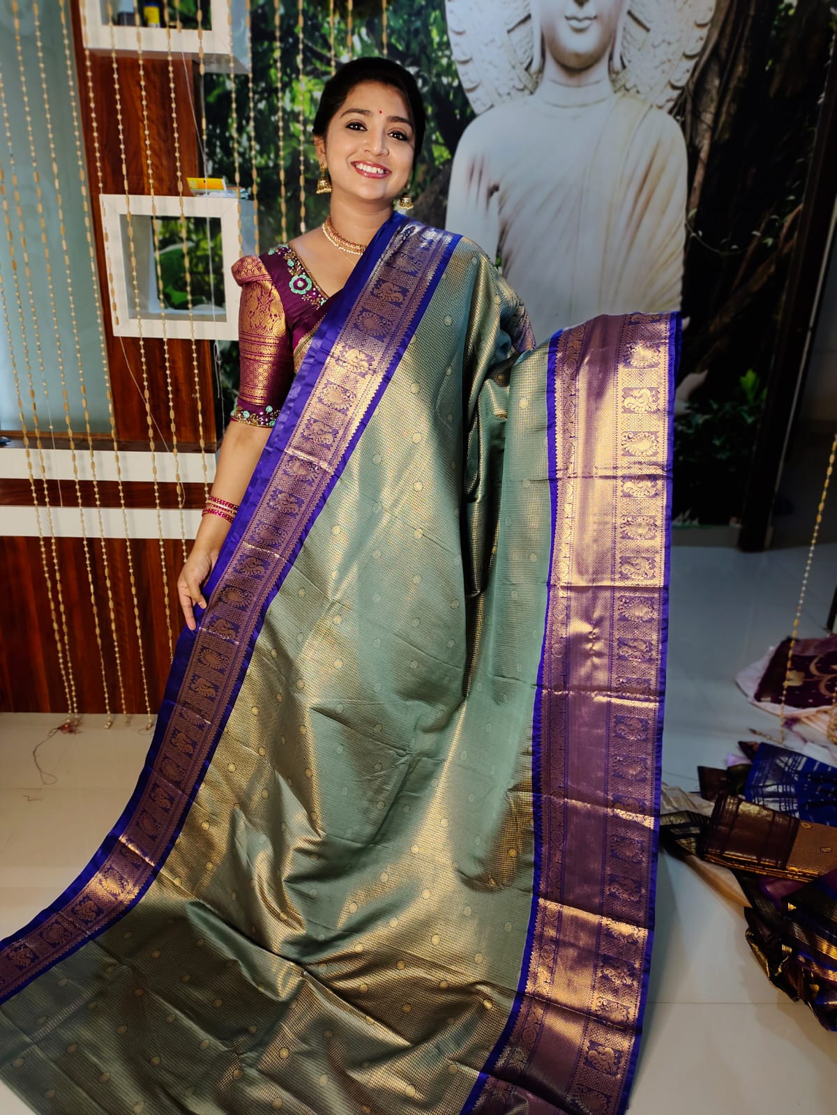 50% offer Valli gadwal