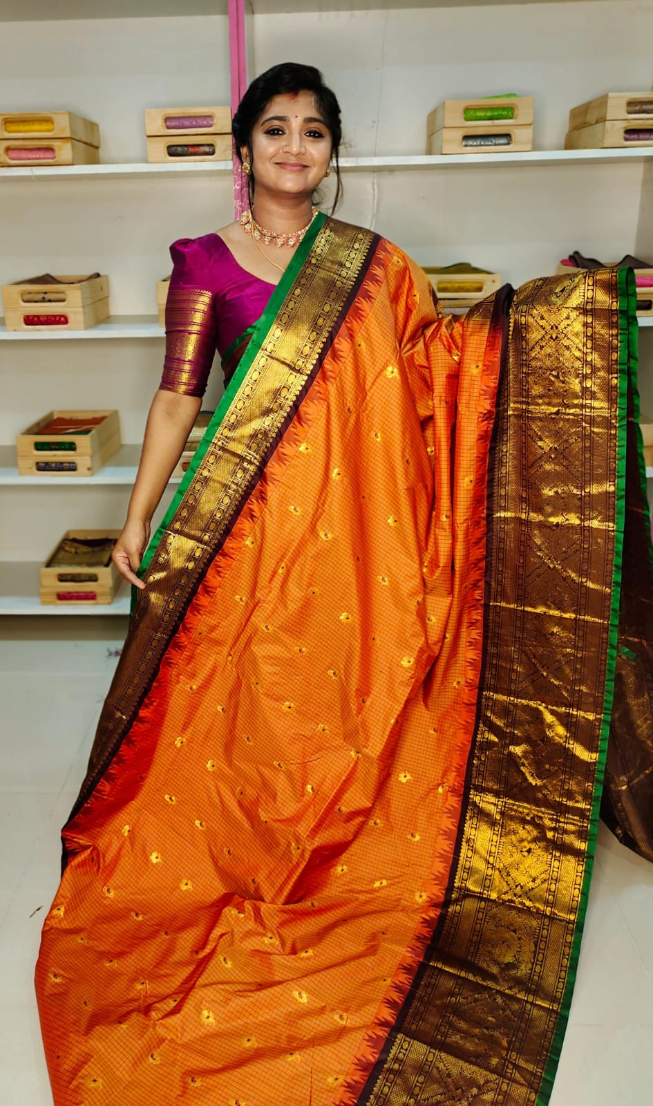 50% offer gadwal silk