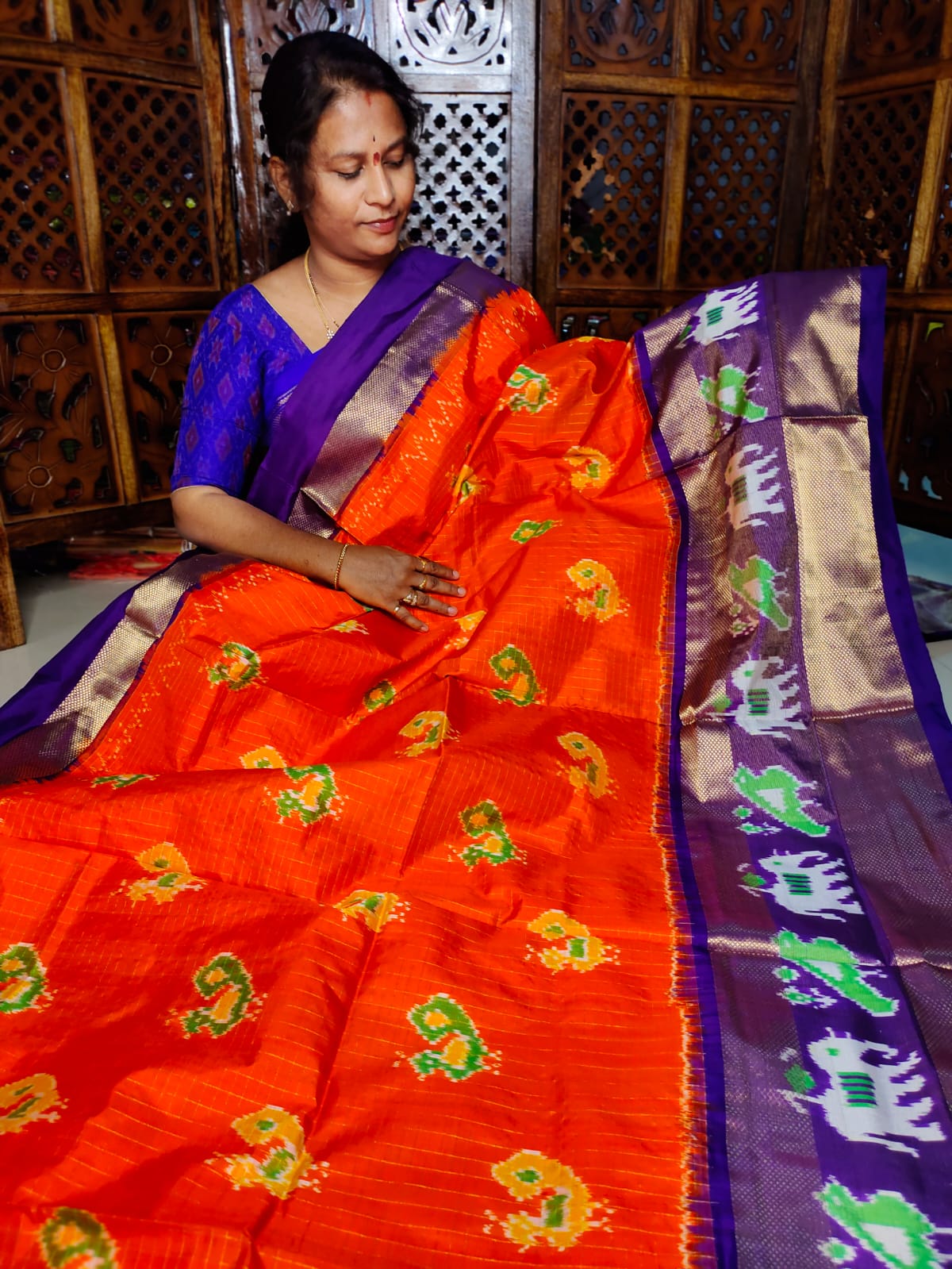 50% offer ikkat pattu sarees 
Silk mark certified