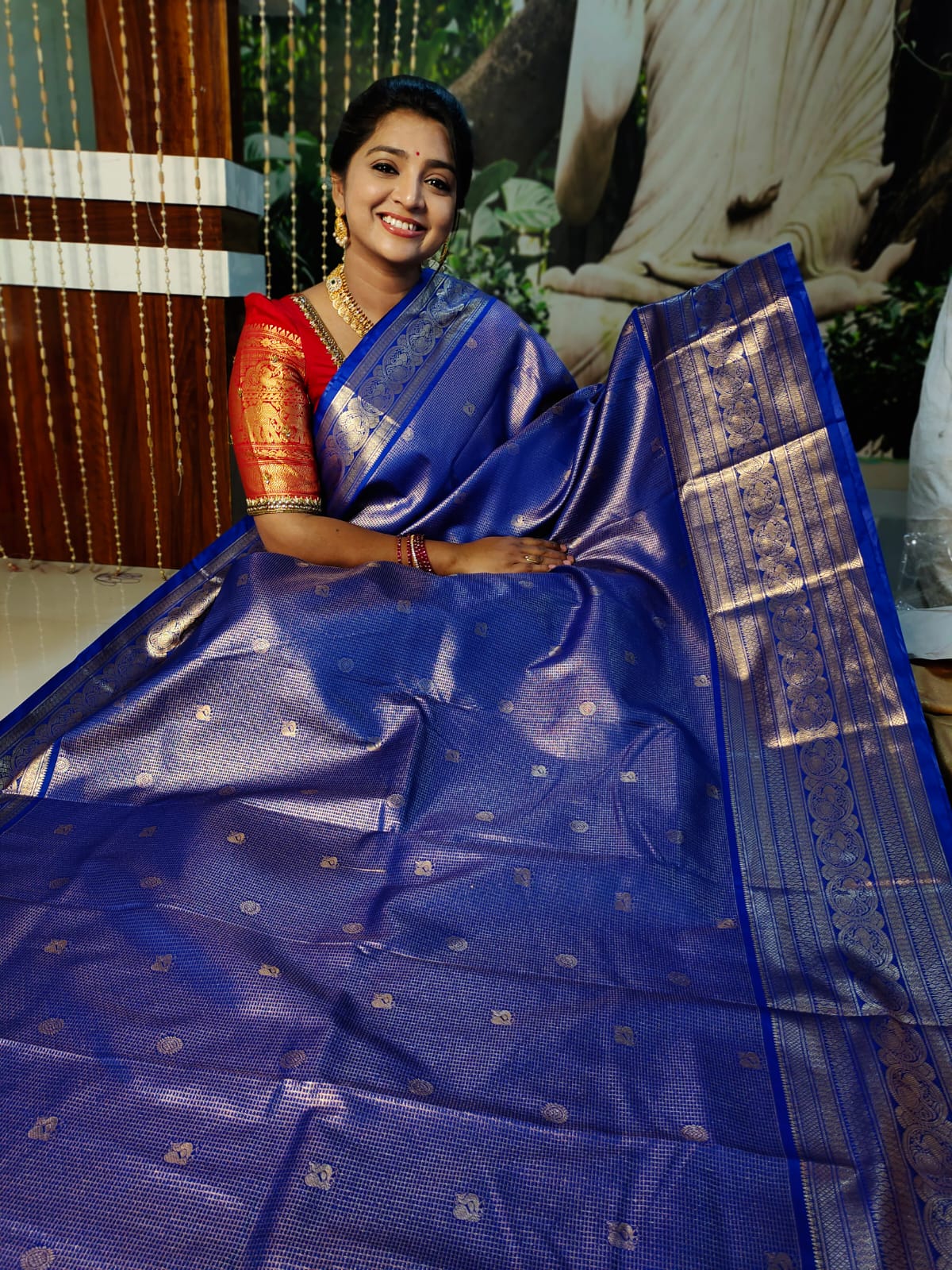 Valli gadwal 1day sale