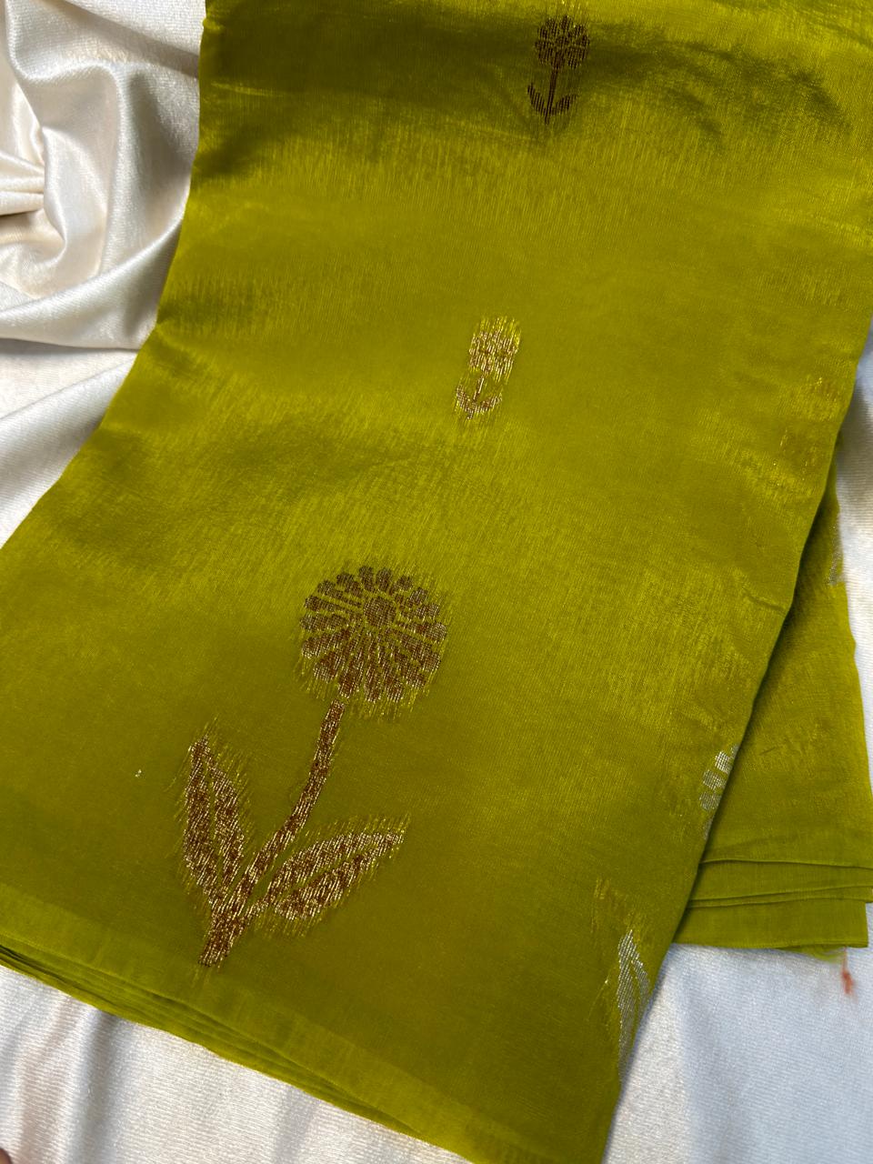 65% offer saree
