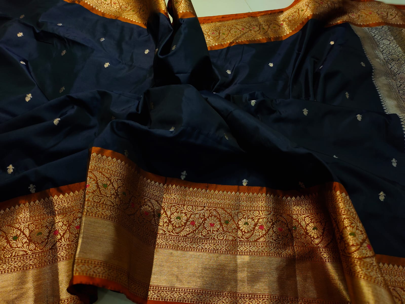 Primeme katan saree