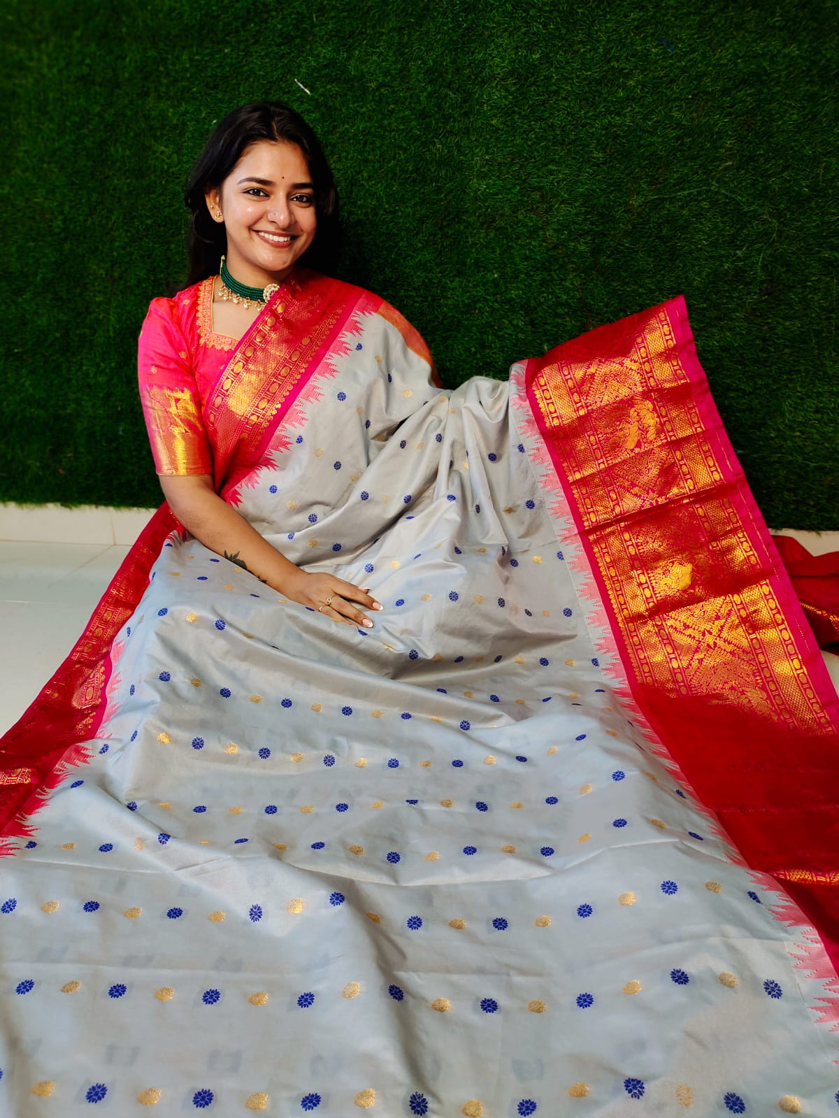 50% గద్వాల్ సిల్క్ చీర ఆఫర్