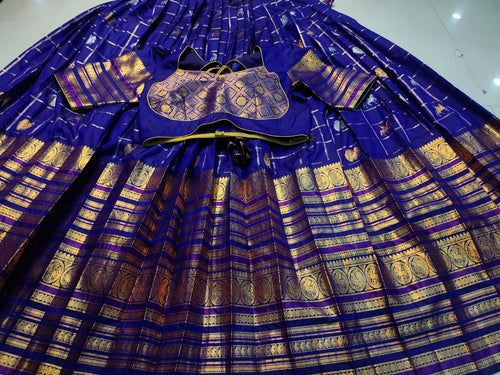 Vintage gadwal lehangas