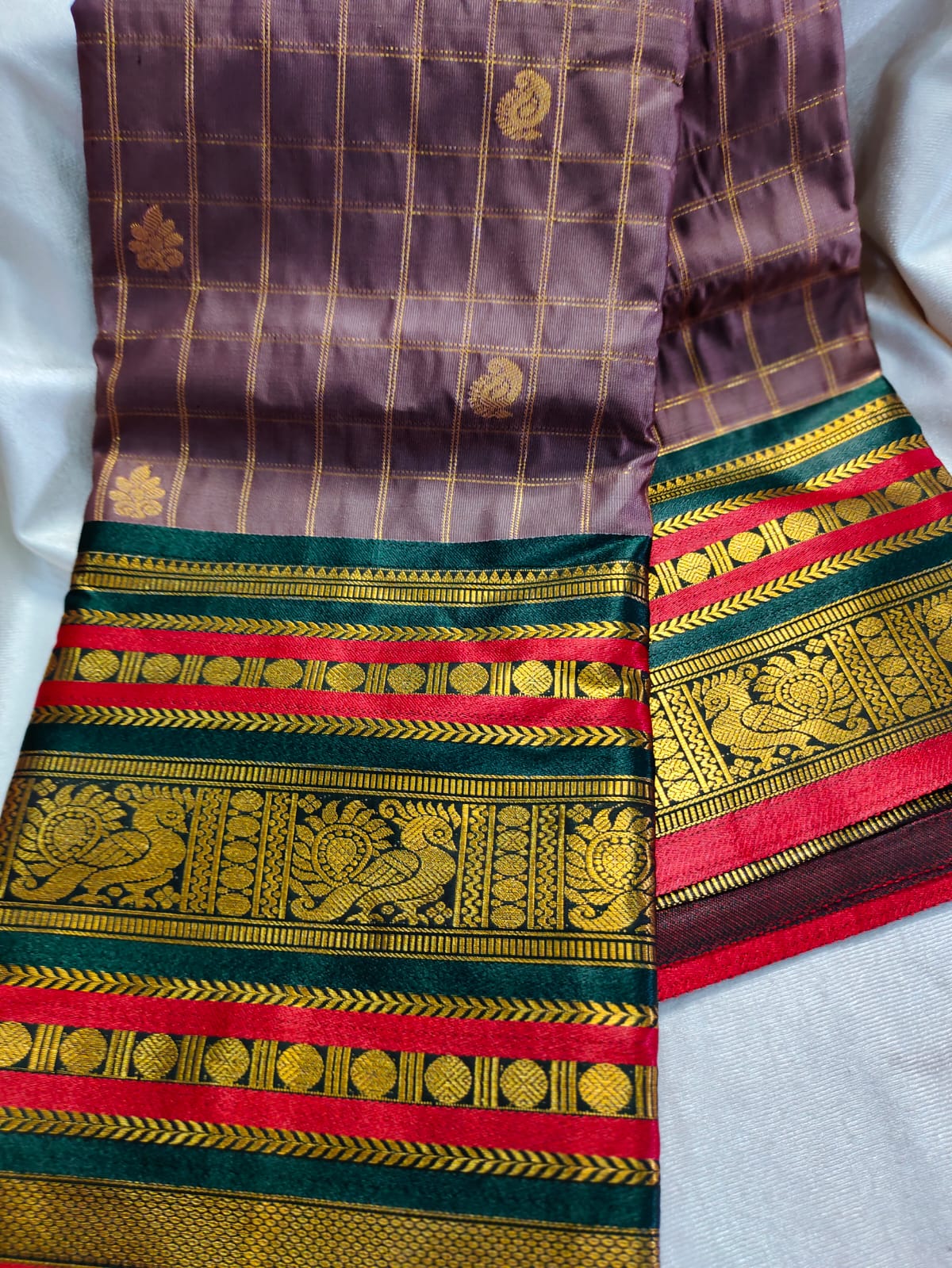 Vintage valli gadwal