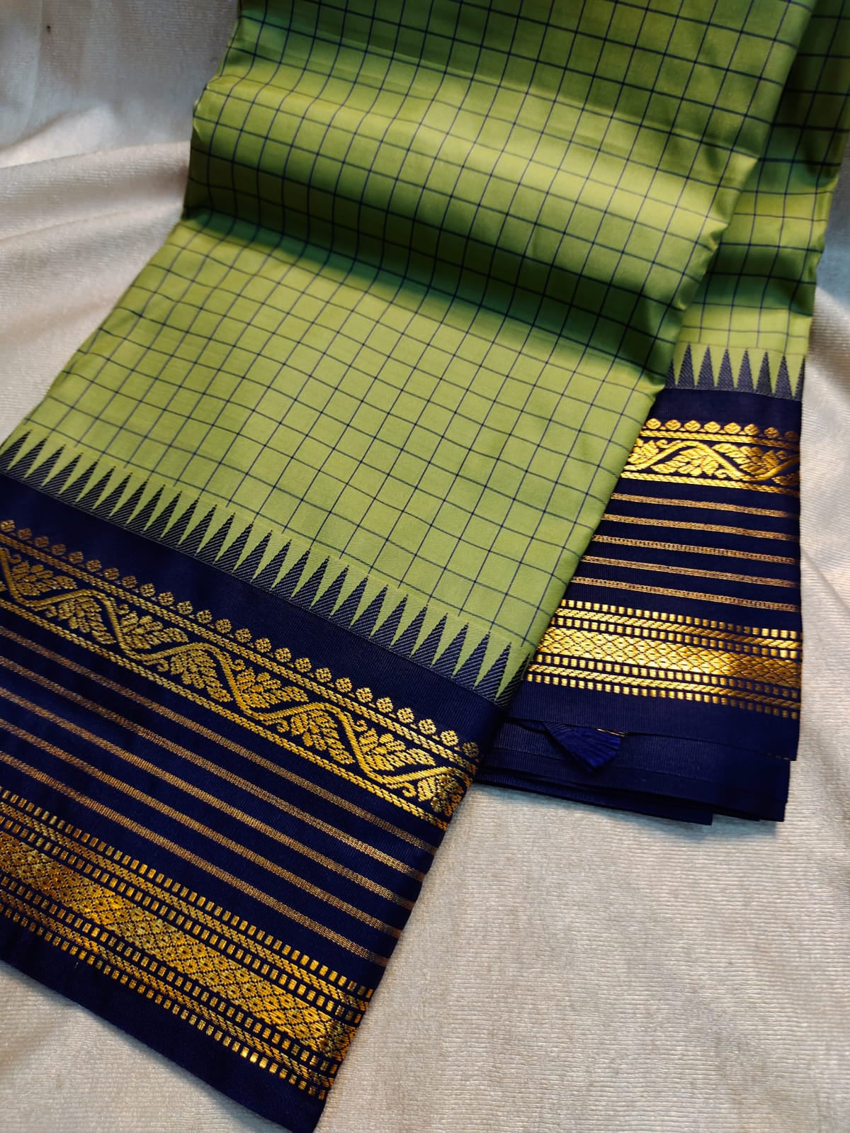 Sravanam gadwal sale