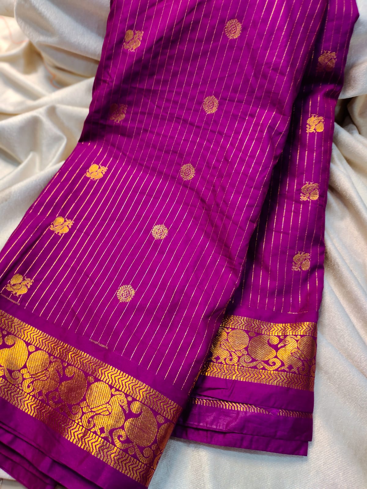 60% offer gadwal sarees