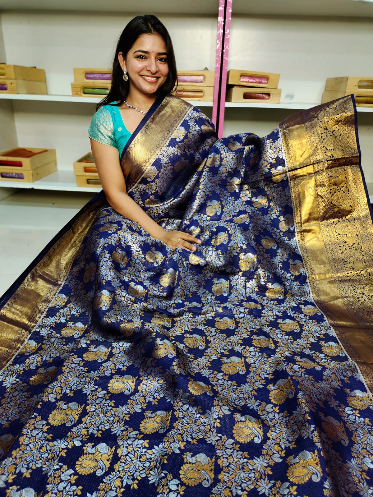 90% offer kanchi pattu sarees