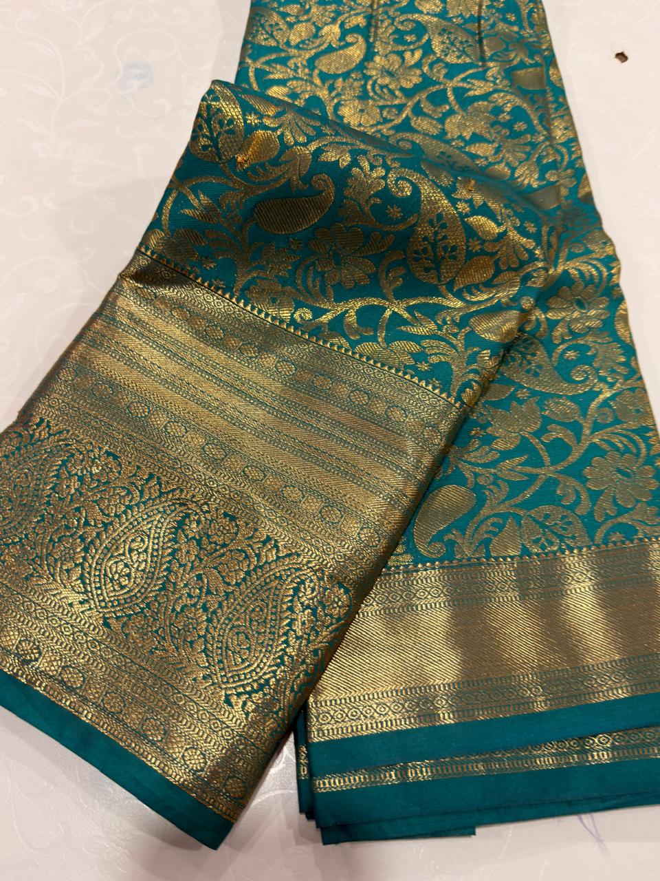 90% offer kanchi pattu collection