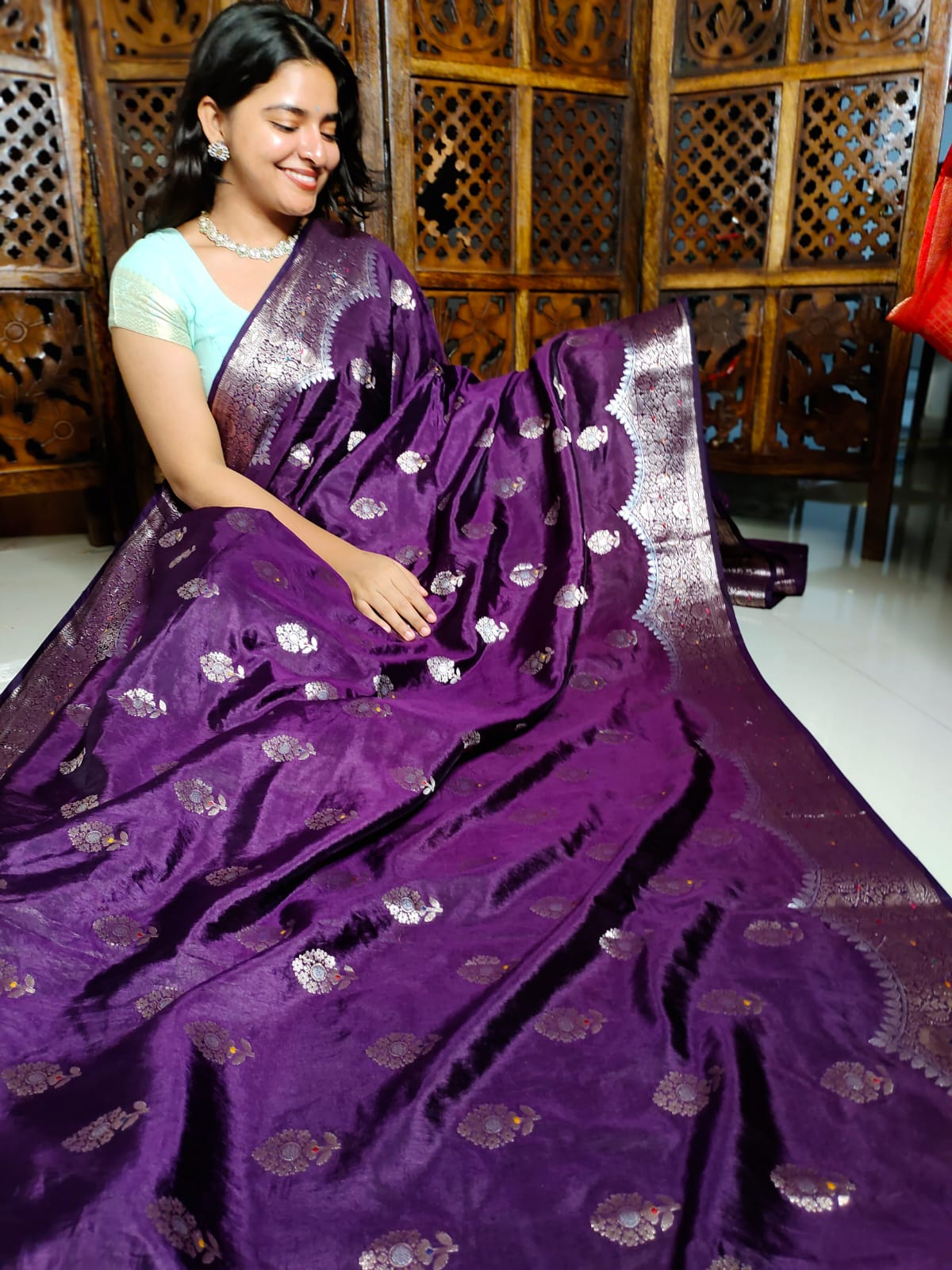50% offer Saree