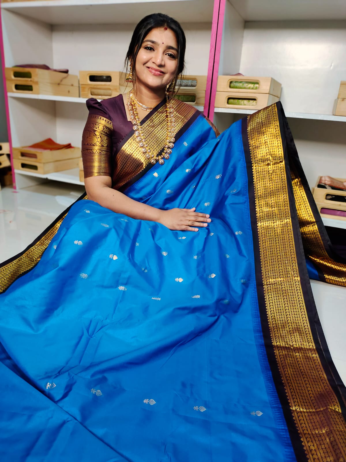 Vitange gadwal silk saree
